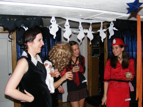 Elizabeth, Kim, Amaliya and Fiona